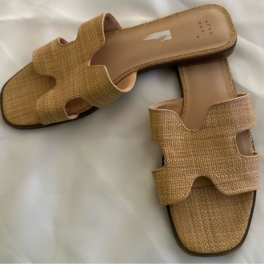 Women's Tan Sandals